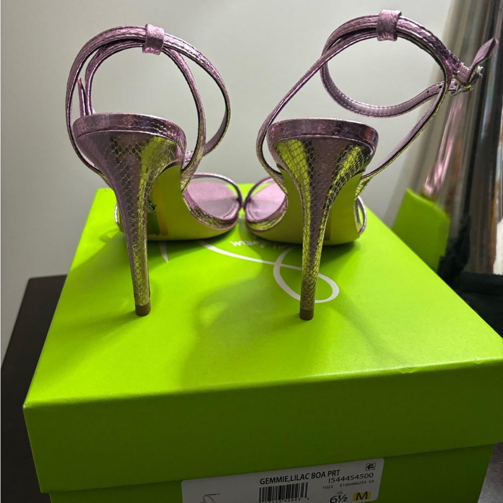 Sam Edelman metallic lilac shoe